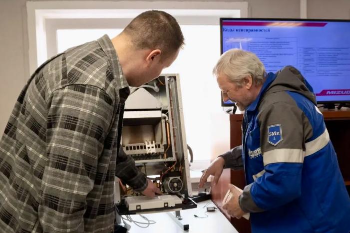 Слесари «Газпром газораспределение Самара» изучают новые технологические решения ведущих производителей оборудования